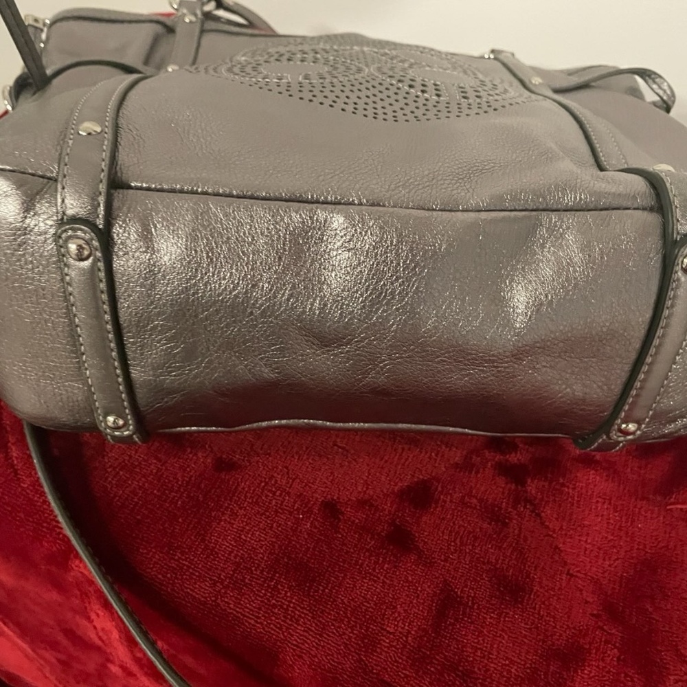 Coach - Silver metallic - EUC - Picture 6 of 9